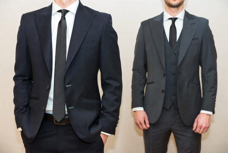 2 Piece Suit vs 3 Piece Suit